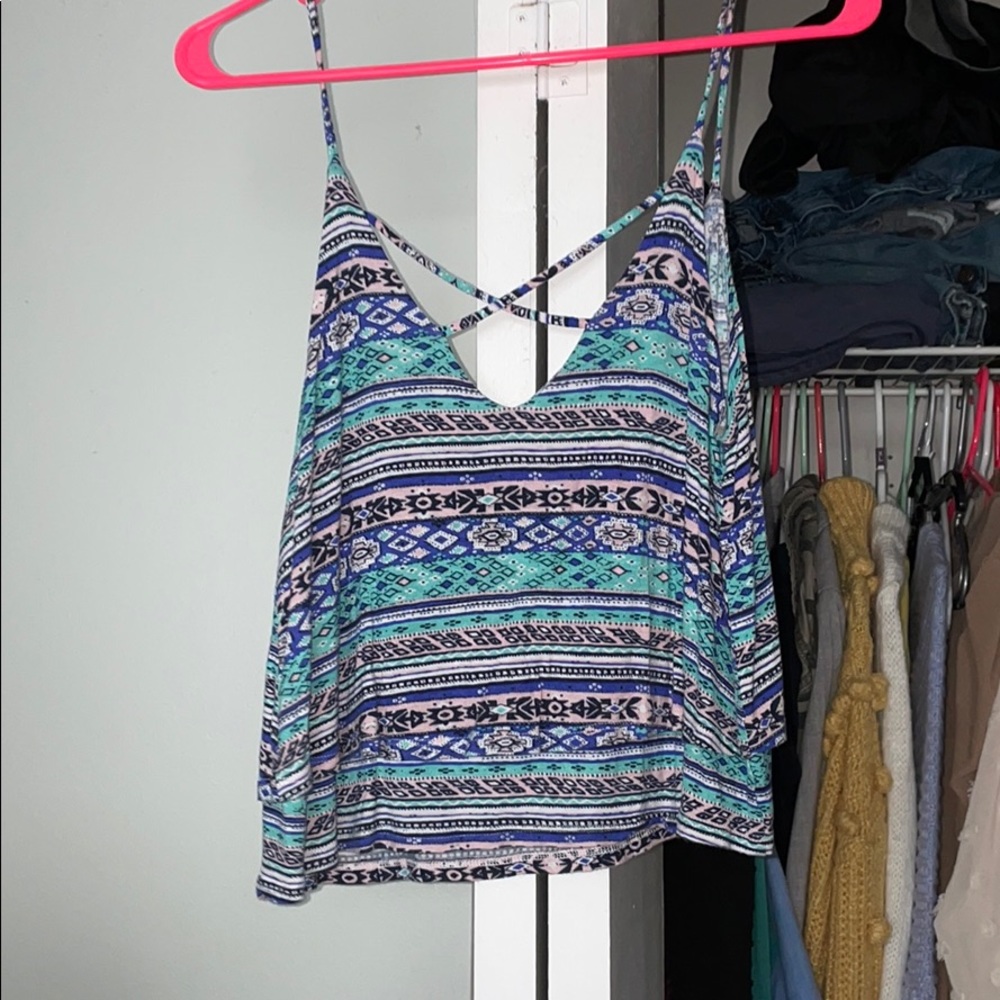 Flowy patterned crop top - Picture 2 of 3